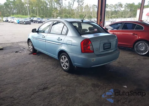 2010 Hyundai Accent Gls z USA, uszkodzony, nr VIN KMHCN4AC7AU466609